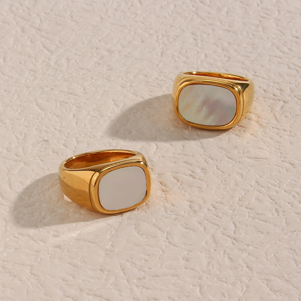 New Collection Classical Square Monther of Pearl Charm Stainless Steel Rings for Women Gold Plated White Shell Ring