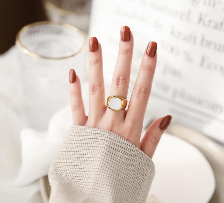 New Collection Classical Square Monther of Pearl Charm Stainless Steel Rings for Women Gold Plated White Shell Ring