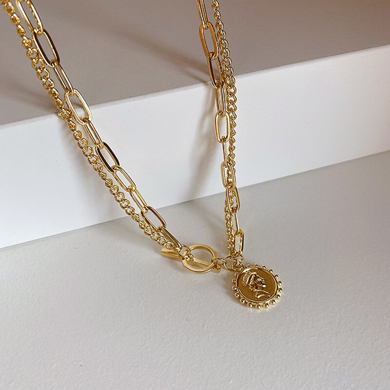 Queen in the Sun Collection 14K Gold Plated Double Layers Paper Clip&cuban Chain T Bar Portrait Queen Charm Choker Necklace