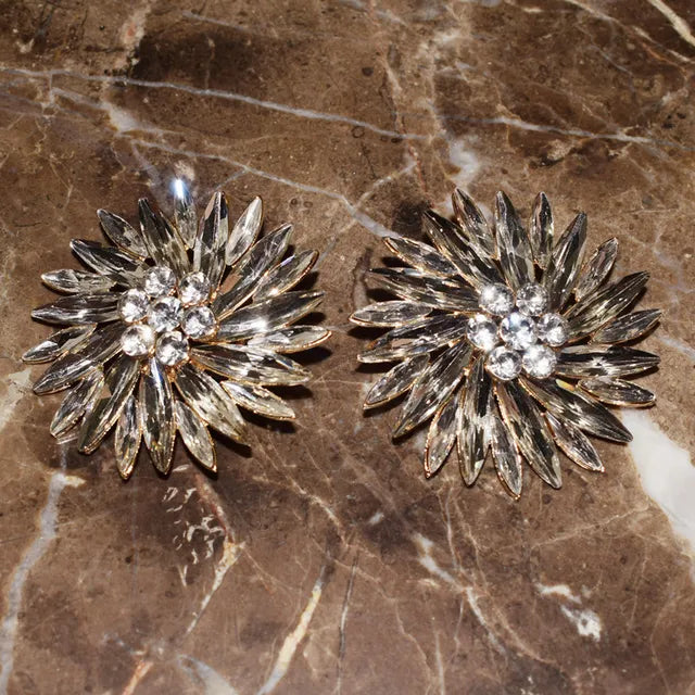 New Shiny Rhinestone Sunshine Flowers Big Stud Earrings for Women Fashion Jewelry Boutique Lady's Collection Earrings Accessory